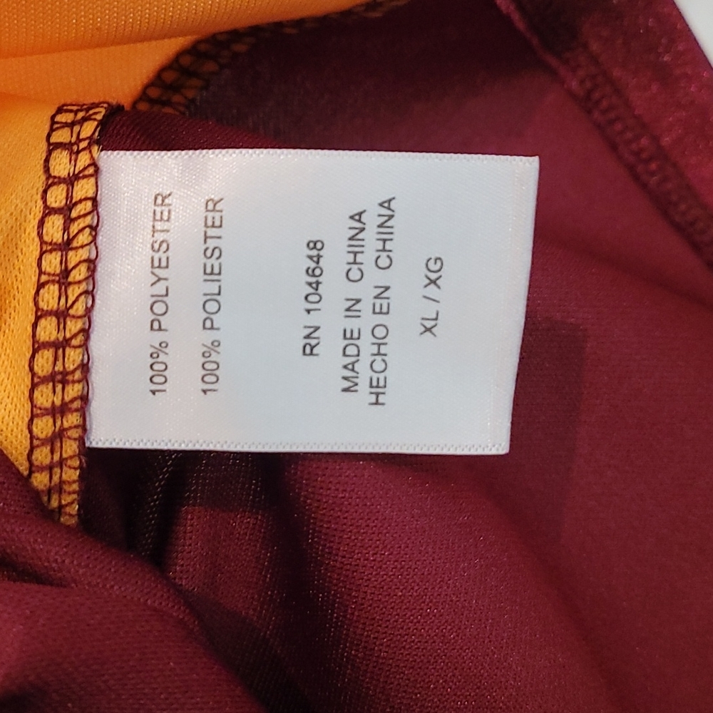 Central Michigan University V-neck Top X-Large - Picture 7 of 9